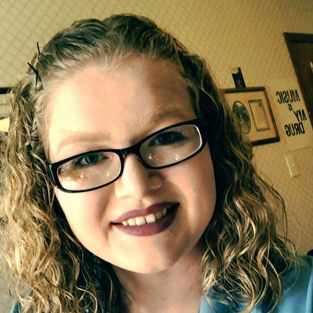 Meet your Posher, Victoria